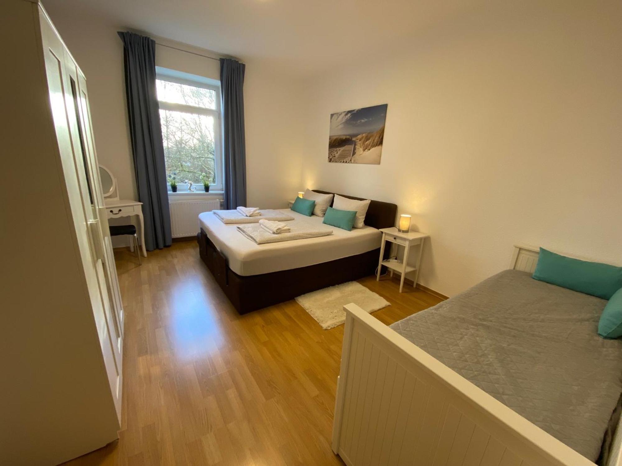 Zur Schleuse - Ferienwohnung Bis 6 Personen Mit Gem Garten รอสต็อค ภายนอก รูปภาพ