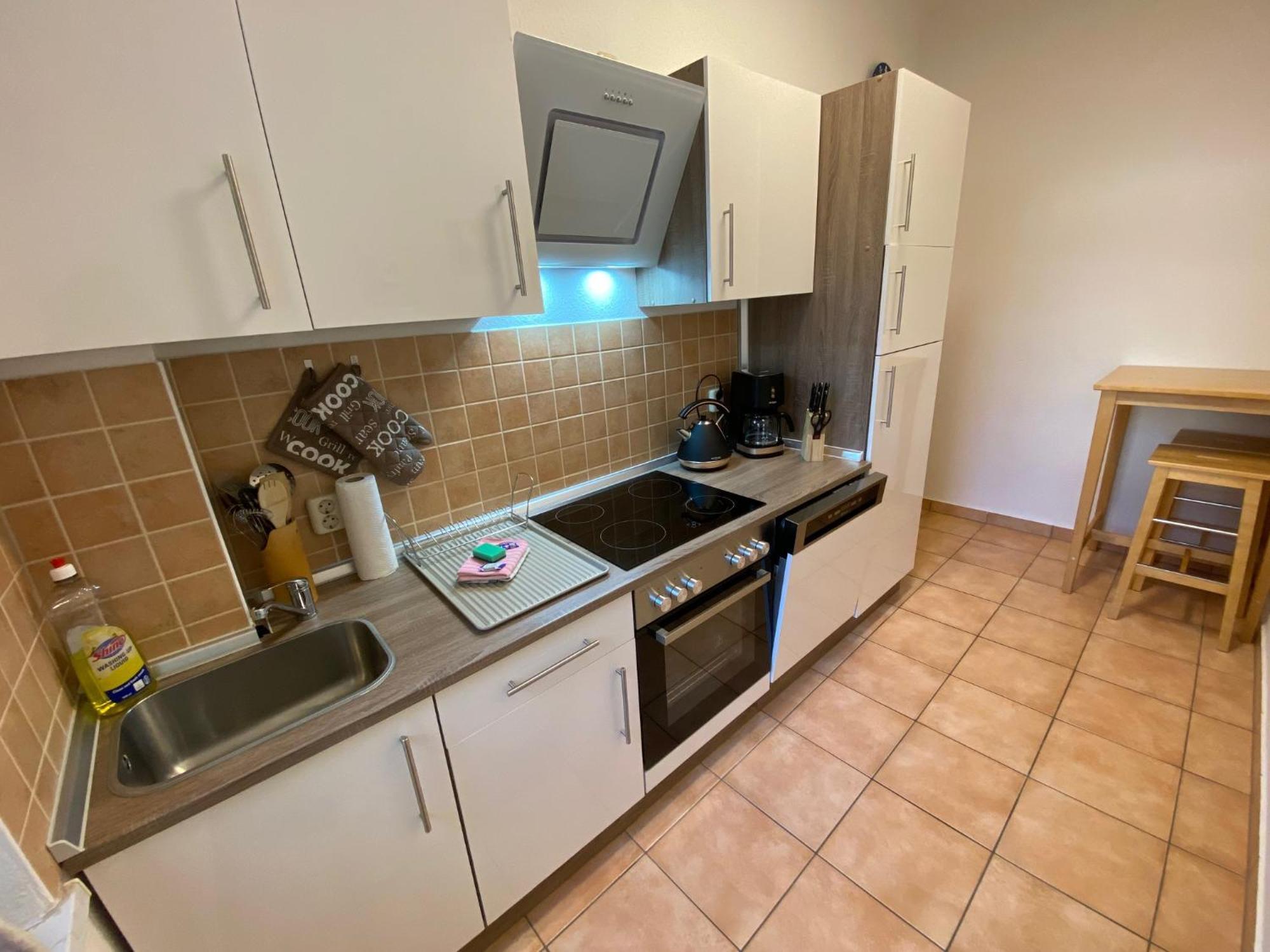 Zur Schleuse - Ferienwohnung Bis 6 Personen Mit Gem Garten รอสต็อค ภายนอก รูปภาพ